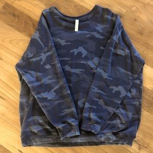 Athleta Camo sweatshirt Size-XL